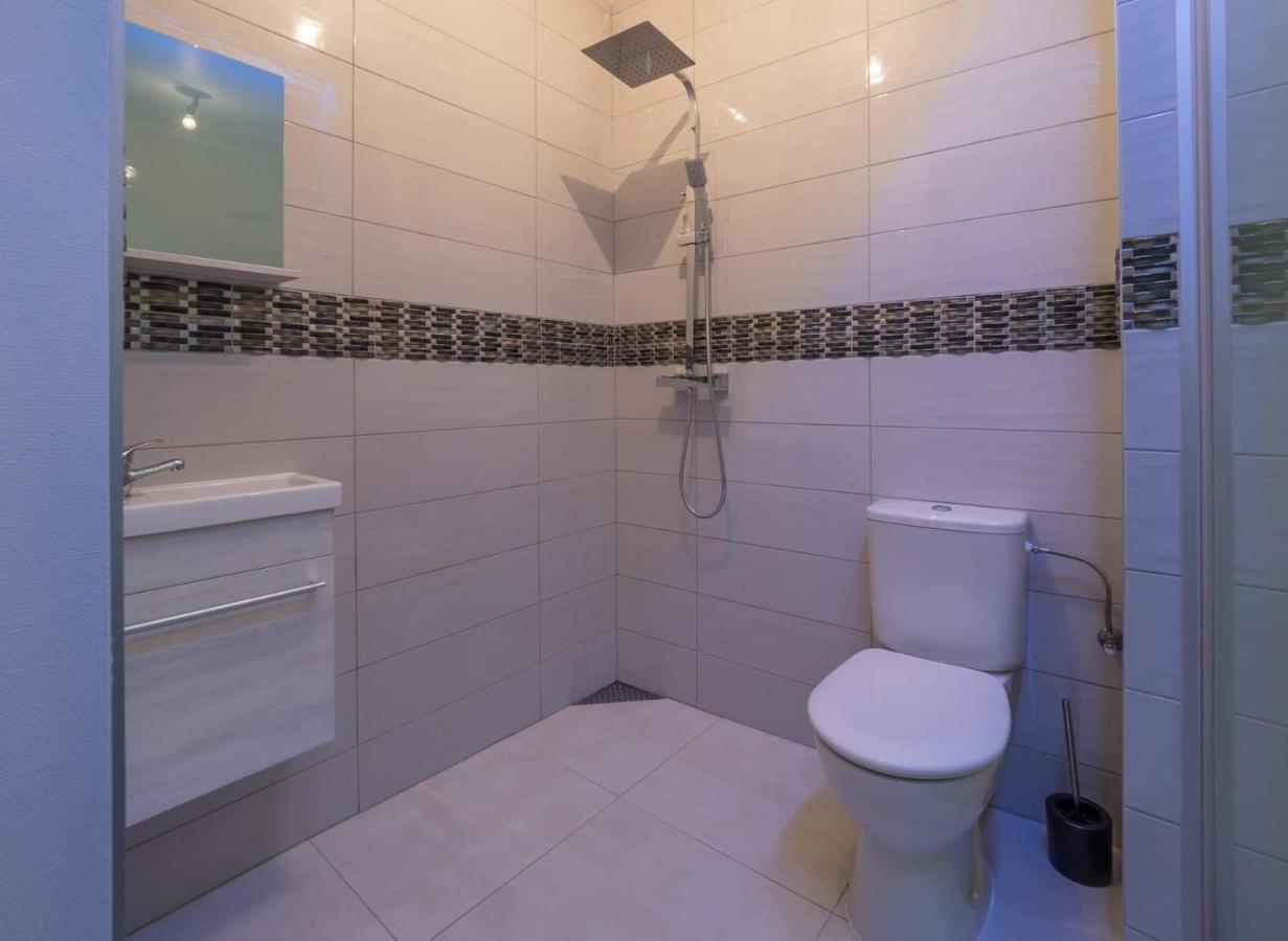 Executive Single Room With En-Suite In Guest House City Centre Люксембург Экстерьер фото