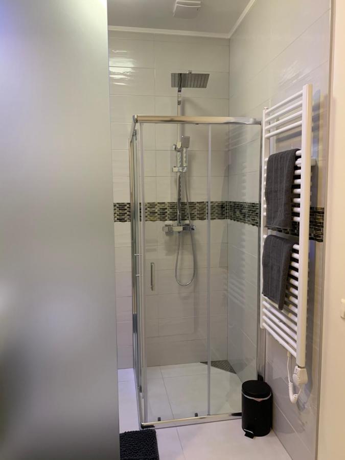 Executive Single Room With En-Suite In Guest House City Centre Люксембург Экстерьер фото