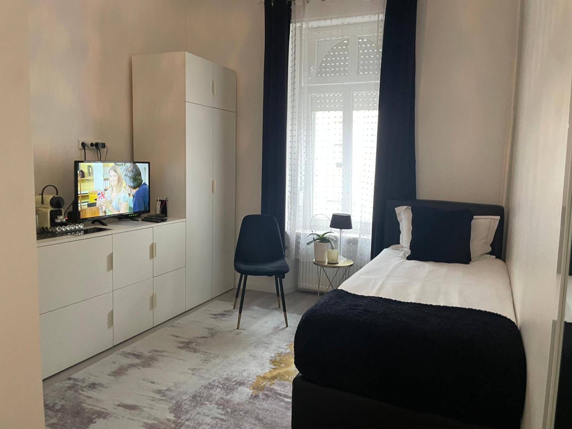 Executive Single Room With En-Suite In Guest House City Centre Люксембург Экстерьер фото
